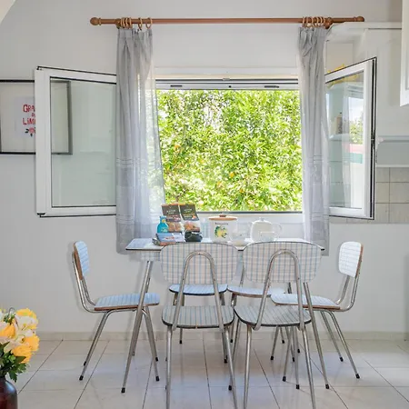 Feriehus Lemon Tree House *